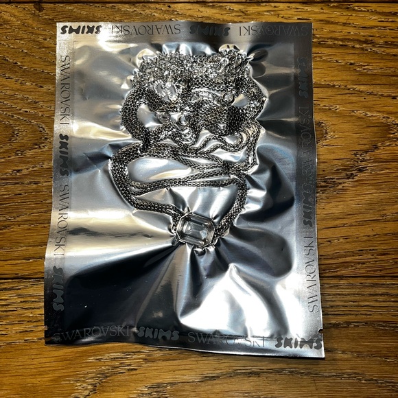 Swarovski x Skims Millenia Octagon Body Chain - Picture 4 of 6